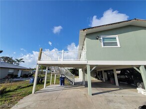 5453 Avenue E in Bokeelia, FL - Building Photo - Building Photo