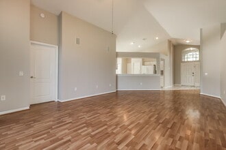 9031 Egret Cove Cir in Riverview, FL - Foto de edificio - Building Photo