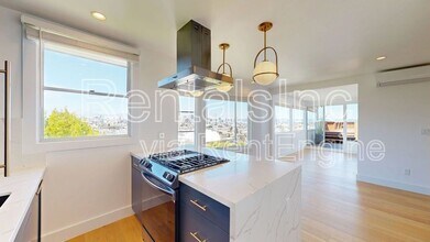 702 Church St in San Francisco, CA - Building Photo - Building Photo