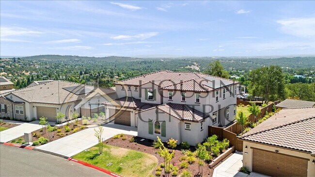 8111 Benevento Dr in El Dorado Hills, CA - Building Photo - Building Photo