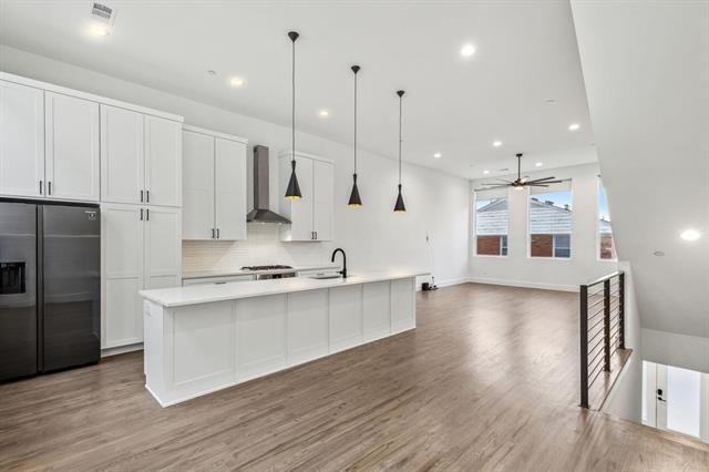 property at 2912 Raleigh St