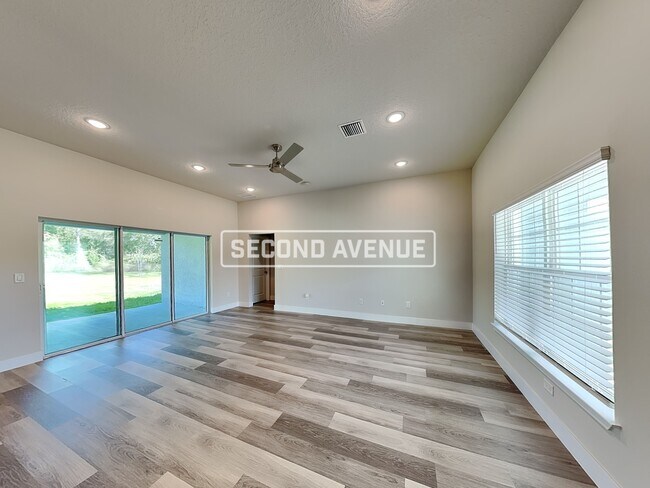 24 Uline Pl in Palm Coast, FL - Foto de edificio - Building Photo