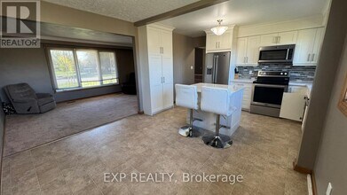 50 Sunnylea Dr in St Catharines, ON - Building Photo - Building Photo
