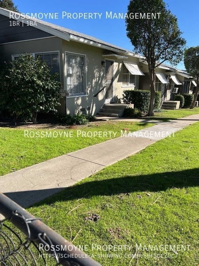 property at 2220 Mira Vista Ave