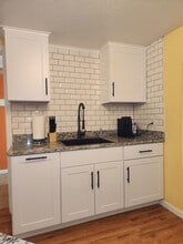 1428 Crown Ave in Medford, OR - Foto de edificio - Building Photo