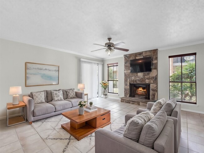 property at 17401 Red Oak Dr