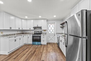 782 Union St in Manchester, NH - Building Photo