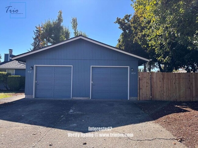 414 49th State Loop in Springfield, OR - Building Photo - Building Photo
