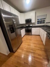 1053 Maiden Ln in Ann Arbor, MI - Building Photo - Building Photo