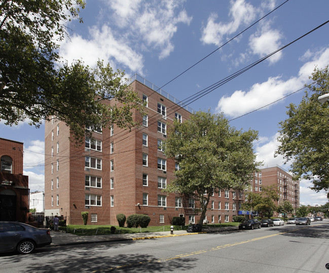 Chelsea Apartments in Brooklyn, NY - Foto de edificio - Building Photo