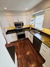 223 Ray St, Unit #1 in Garfield, NJ - Building Photo - Building Photo