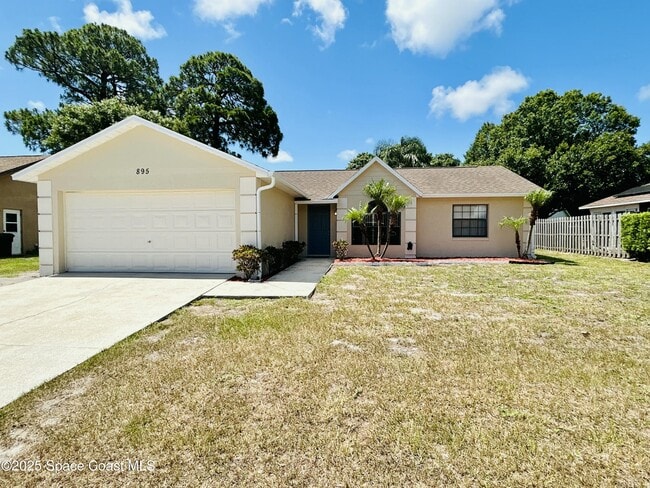 895 Wandering Pine Trail