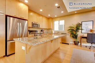5 Heritage Pl in Menlo Park, CA - Building Photo - Building Photo