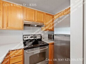 1126 N 198th St in Seattle, WA - Building Photo - Building Photo