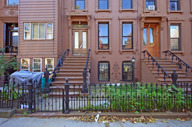 522 Madison St in Brooklyn, NY - Building Photo - Building Photo