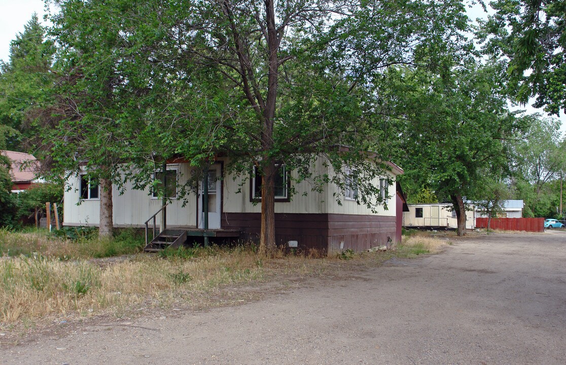 312 E 44th St in Garden City, ID - Building Photo