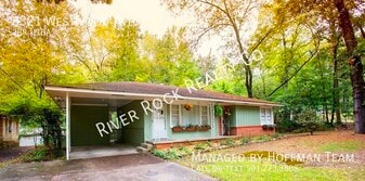 8321 Westwood Ave in Little Rock, AR - Building Photo
