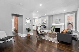 560 Wilson Ave in Columbus, OH - Building Photo - Building Photo