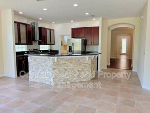9025 Leeland Archer Blvd in Orlando, FL - Building Photo - Building Photo