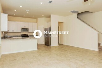 514 Venetian Villa Dr in New Smyrna Beach, FL - Building Photo - Building Photo