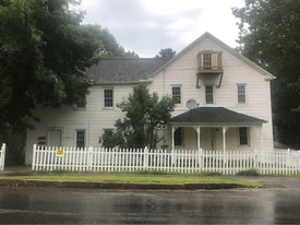 51 Federal St in Brunswick, ME - Building Photo