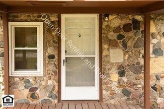 10205 N Jones Lake Rd in Rome City, IN - Building Photo - Building Photo