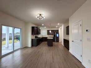 7105 Wheyfield Dr in Charlotte, NC - Building Photo - Building Photo