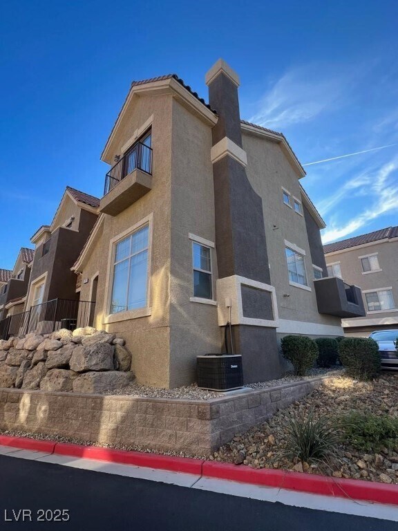 property at 2792 Red Vista Ct