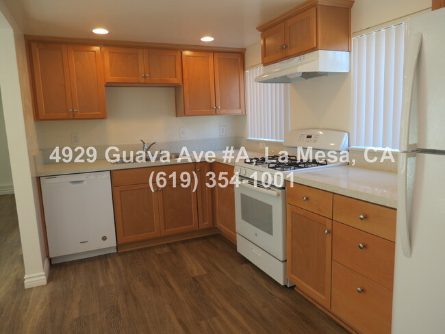 4929 Guava Ave in La Mesa, CA - Building Photo - Building Photo