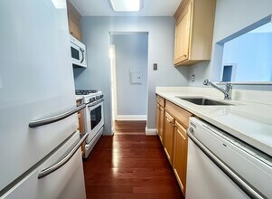 1619 Spruce St in Philadelphia, PA - Building Photo - Building Photo