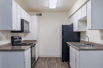 Meadows II Apartment Homes in Reno, NV - Building Photo - Interior Photo