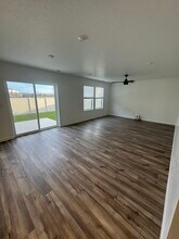 6612 W Windshear St in Meridian, ID - Building Photo - Building Photo