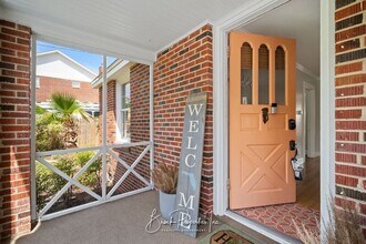 1904 E De Soto St in Pensacola, FL - Building Photo - Building Photo
