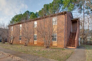 4914 Cotton Row NW in Huntsville, AL - Building Photo
