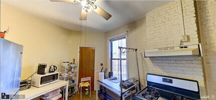 86 Hammond St, Unit 1 in Boston, MA - Building Photo - Building Photo