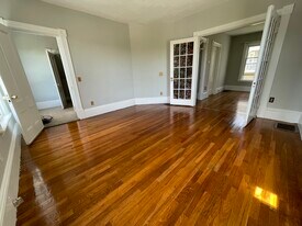 55 Huntington Ave, Unit 2 in Marlborough, MA - Building Photo