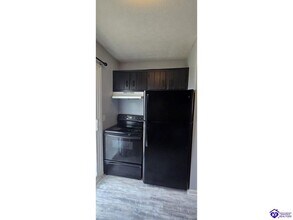 2825 Frontier Ct in Radcliff, KY - Building Photo - Building Photo
