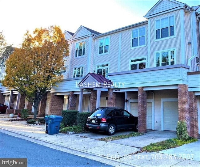 property at 44190 Mossy Brook Square