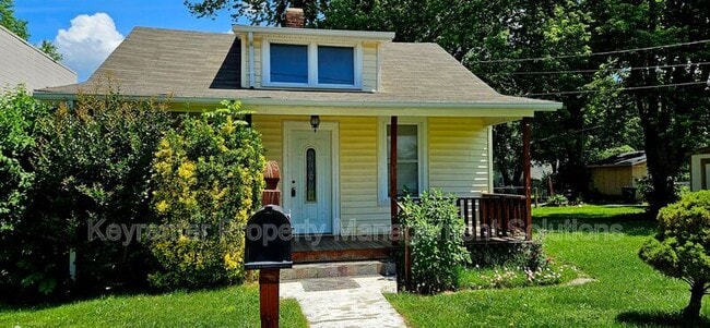 1429 W 12th St in Waynesboro, VA - Building Photo - Building Photo