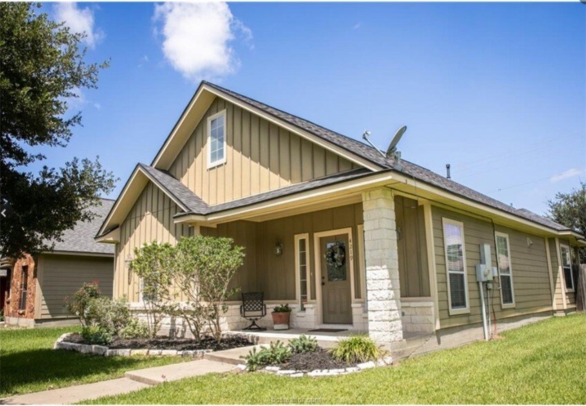 4219 Candace Ct, Unit 1981-216 in College Station, TX - Building Photo