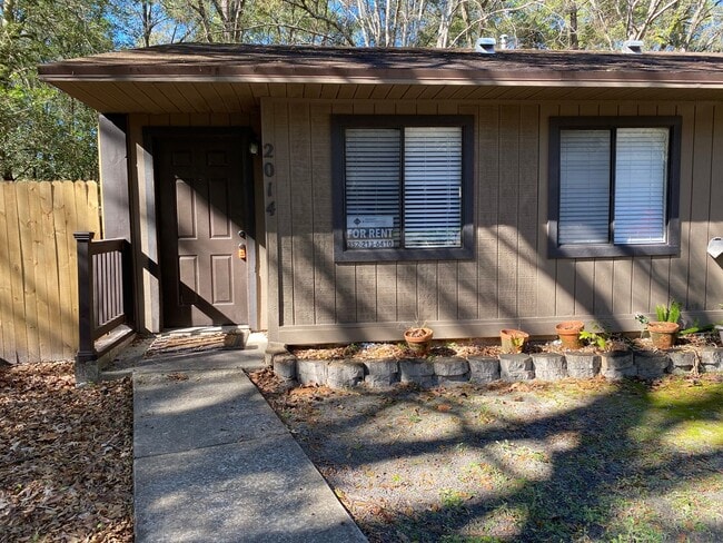 2014 SW 70th Terrace in Gainesville, FL - Building Photo - Building Photo