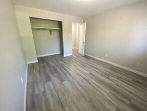 Homestead Manor in Edmonton, AB - Building Photo - Building Photo