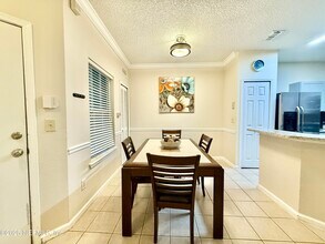 10000 GATE N Pky in Jacksonville, FL - Building Photo - Building Photo
