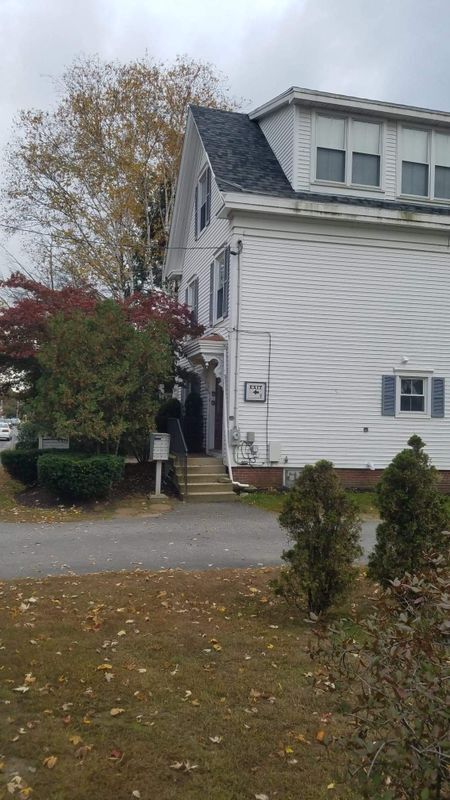 8 Stanwood St in Brunswick, ME - Building Photo - Building Photo