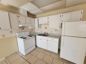 16358 S Hwy 475 in Summerfield, FL - Building Photo - Building Photo