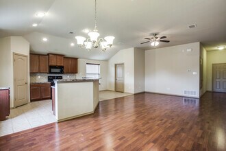 409 Millbrook Ln in Crowley, TX - Building Photo - Building Photo