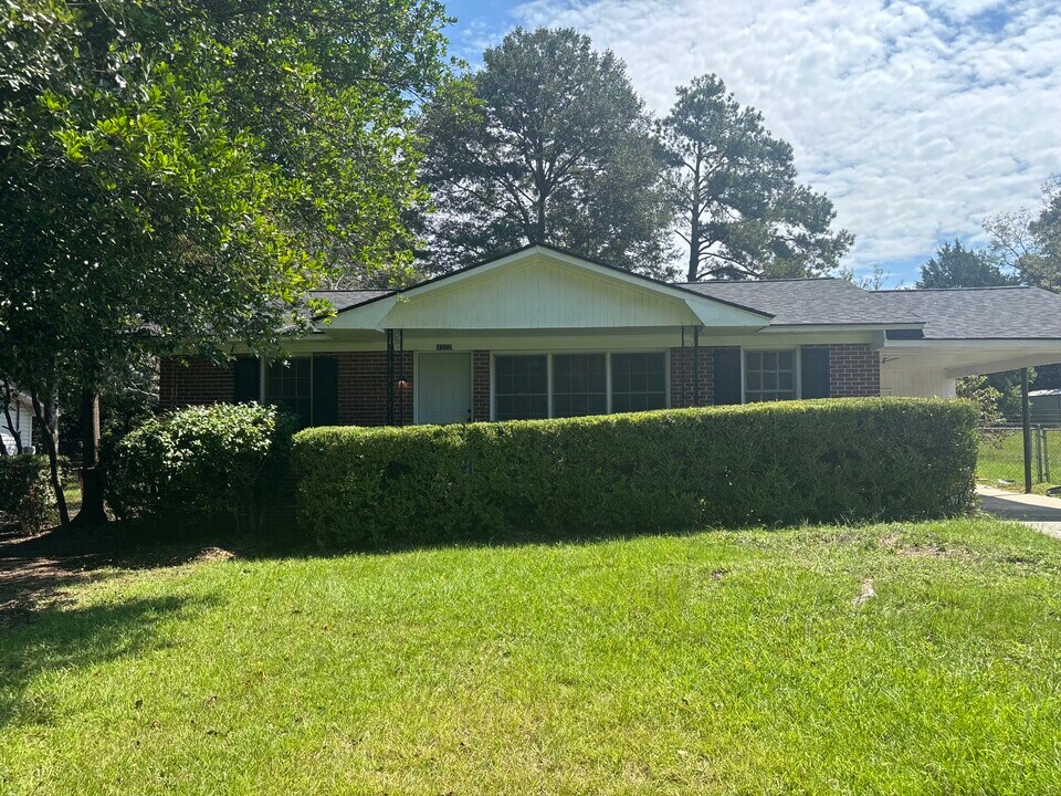 4322 Fairfax Dr in Macon, GA - Building Photo