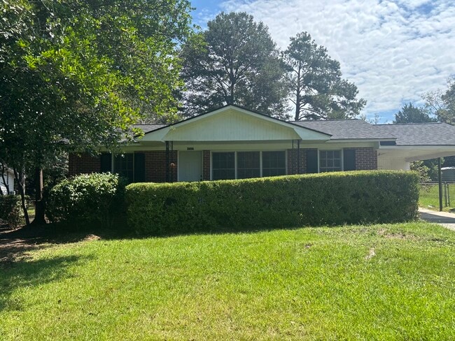 property at 4322 Fairfax Dr