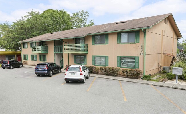 property at 3765 Crown Point Rd