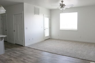 3325 W 1830 N, Unit #202 in Lehi, UT - Building Photo - Building Photo
